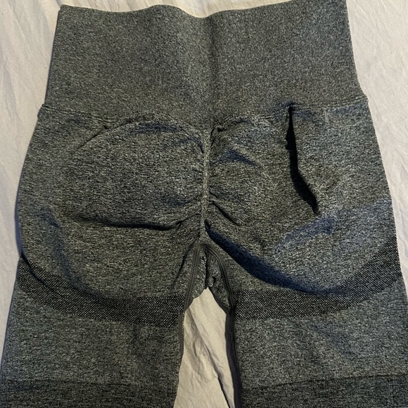 Shein Scrunch Butt Shorts - Picture 2 of 3